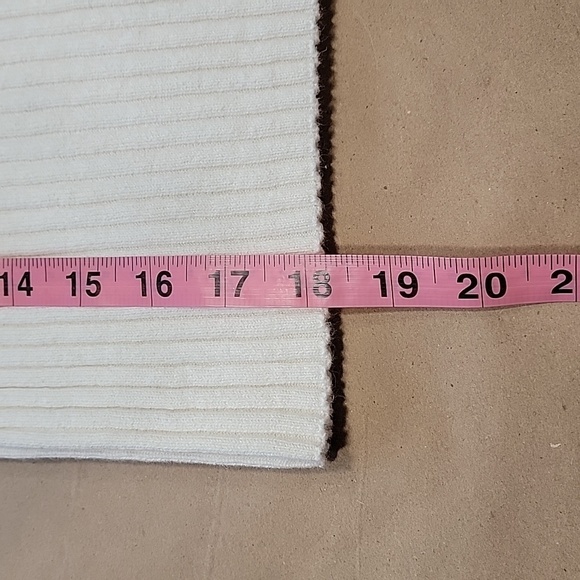 Club Monaco Size M Off White / Ivory Knit Sweater Tank with Resin Ring Accents - Picture 9 of 12